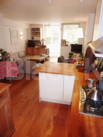 			NEW INSTRUCTION! GREAT LOCATION!!!, 2 Bedroom, 1 bath, 1 reception Flat			 Cromer Street , KINGS CROSS / RUSSELL SQ 